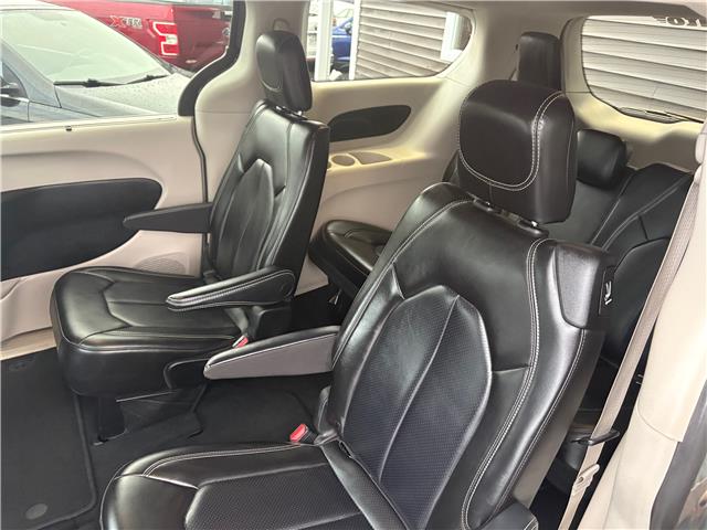 2023 Chrysler Pacifica Touring-L (Stk: -) in Sussex - Image 16 of 17