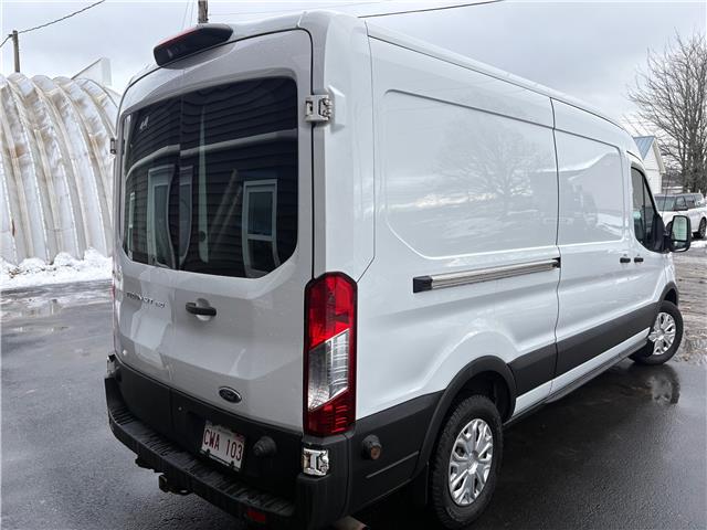 2020 Ford Transit-250 Cargo Base in Sussex - Image 4 of 10