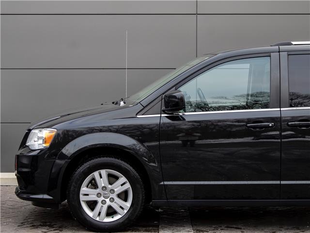 2018 Dodge Grand Caravan Crew (Stk: TL9879) in Windsor - Image 3 of 24