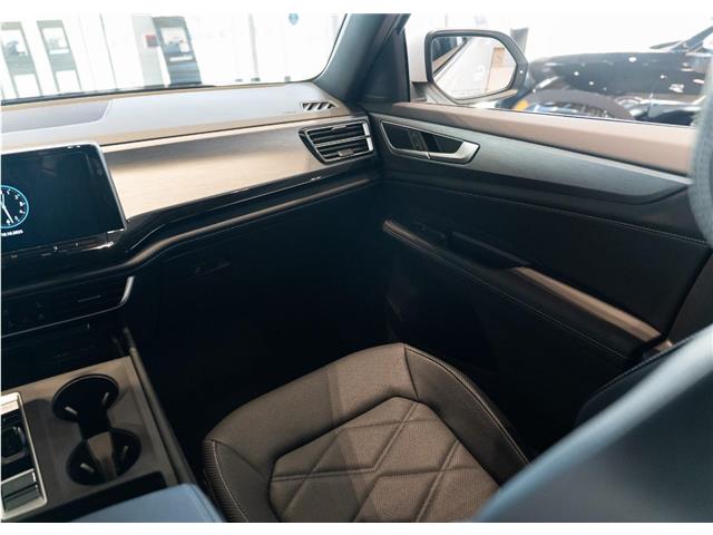 2025 Volkswagen Atlas Cross Sport 2.0 TSI Comfortline (Stk: TS-0308) in Calgary - Image 21 of 23