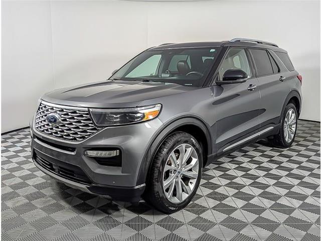 2022 Ford Explorer Platinum (Stk: TU0102A) in Calgary - Image 1 of 25