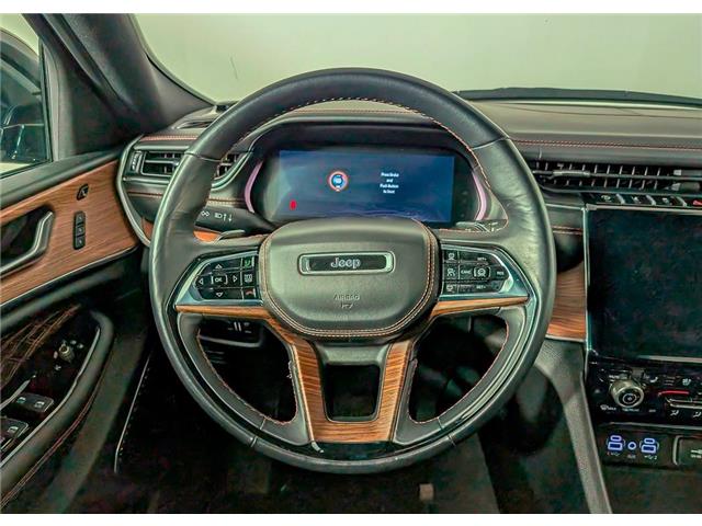 2021 Jeep Grand Cherokee L Summit (Stk: TU0214) in Calgary - Image 19 of 25