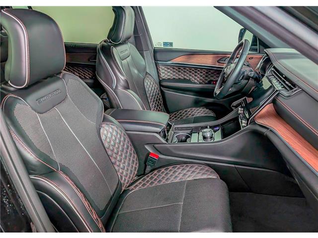 2021 Jeep Grand Cherokee L Summit (Stk: TU0214) in Calgary - Image 22 of 25