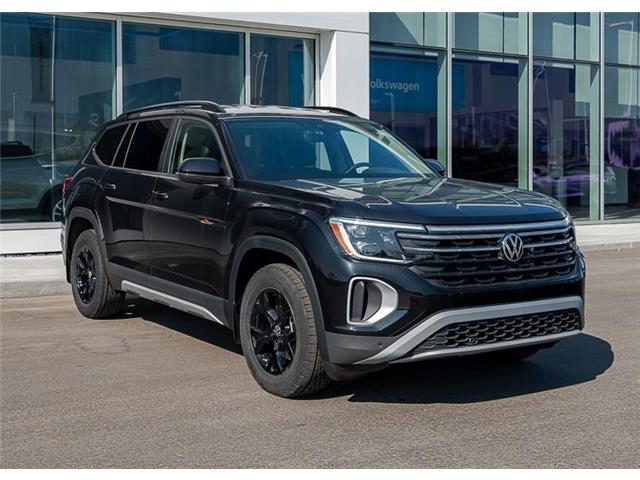 2025 Volkswagen Atlas 2.0 TSI Peak Edition (Stk: TS-0329) in Calgary - Image 3 of 29