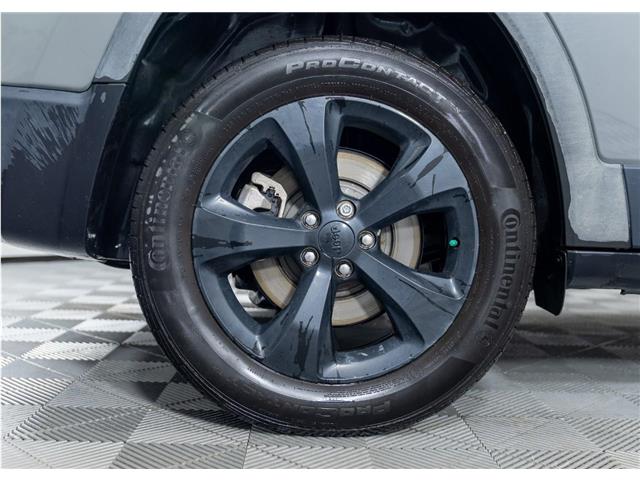 2022 Jeep Cherokee Altitude (Stk: TT-064A) in Calgary - Image 9 of 25