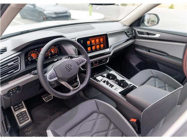 2025 Volkswagen Atlas 2.0 TSI Peak Edition (Stk: TS-0415) in Calgary - Image 15 of 24