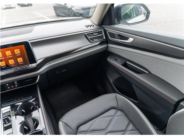 2025 Volkswagen Atlas 2.0 TSI Peak Edition (Stk: TS-0415) in Calgary - Image 22 of 24