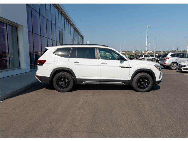 2025 Volkswagen Atlas 2.0 TSI Peak Edition (Stk: TS-0392) in Calgary - Image 4 of 27