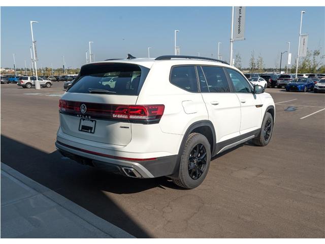 2025 Volkswagen Atlas 2.0 TSI Peak Edition (Stk: TS-0392) in Calgary - Image 5 of 27