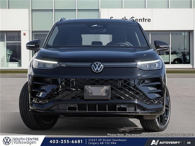 2026 Volkswagen Tiguan Comfortline R-Line Black Edition (Stk: NM2731) in Calgary - Image 2 of 24