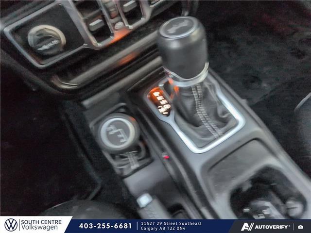 2021 Jeep Wrangler Unlimited Sahara (Stk: ST-162A) in Calgary - Image 16 of 23