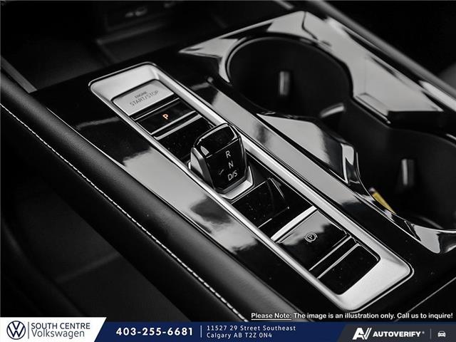 2026 Volkswagen Atlas Cross Sport 2.0 TSI Execline (Stk: JQ5913) in Calgary - Image 17 of 26