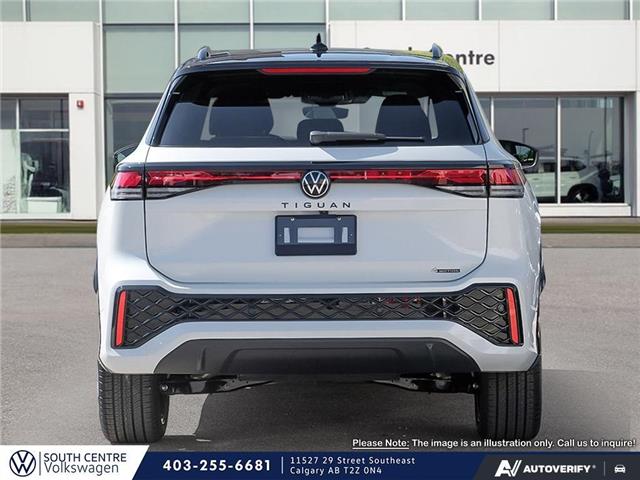 2026 Volkswagen Tiguan Comfortline R-Line Black Edition (Stk: ST-252) in Calgary - Image 5 of 26