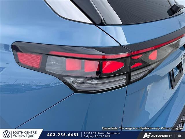 2026 Volkswagen Tiguan Highline Turbo R-Line (Stk: KM6370) in Calgary - Image 10 of 24