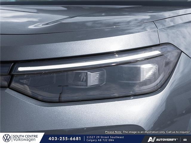 2026 Volkswagen Tiguan Comfortline R-Line Black Edition (Stk: ST-200) in Calgary - Image 7 of 21