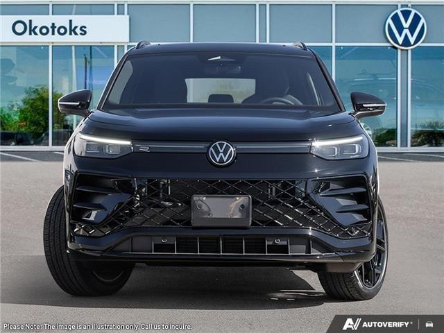 2026 Volkswagen Tiguan Comfortline R-Line Black Edition (Stk: KT-040) in Okotoks - Image 2 of 24