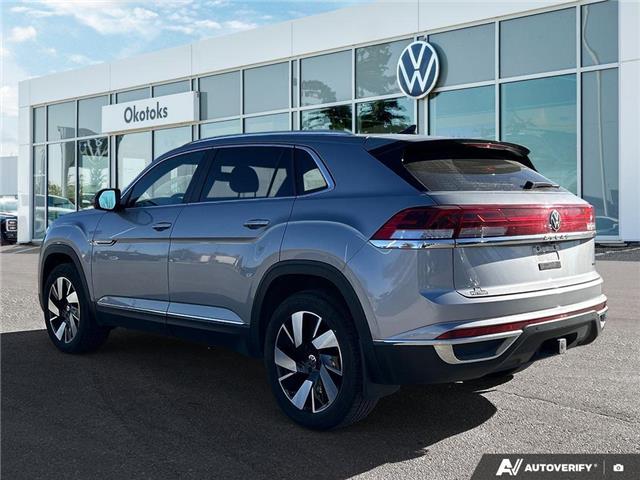 2024 Volkswagen Atlas Cross Sport 2.0 TSI Highline (Stk: KU0425) in Okotoks - Image 4 of 23