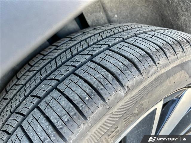 2024 Volkswagen Atlas Cross Sport 2.0 TSI Highline (Stk: KU0425) in Okotoks - Image 7 of 23