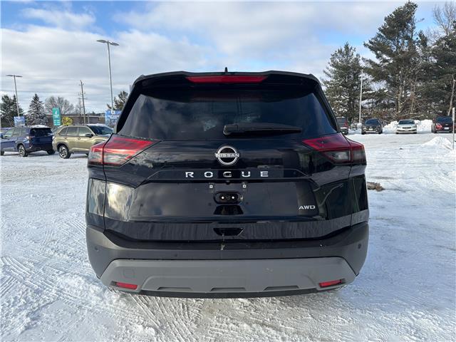 2022 Nissan Rogue S in Bracebridge - Image 5 of 12 2022 Nissan Rogue S in Bracebridge - Image 5 of 12