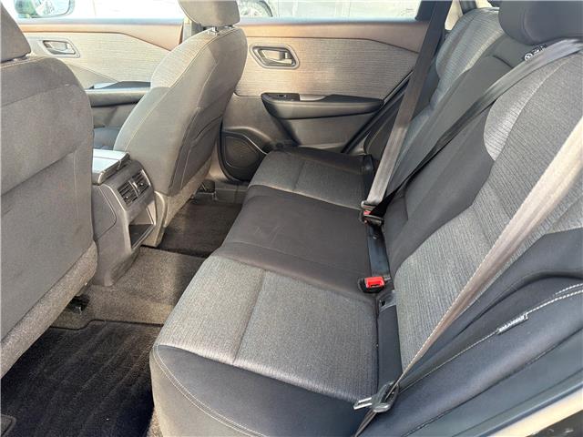 2022 Nissan Rogue S in Bracebridge - Image 10 of 12 2022 Nissan Rogue S in Bracebridge - Image 10 of 12