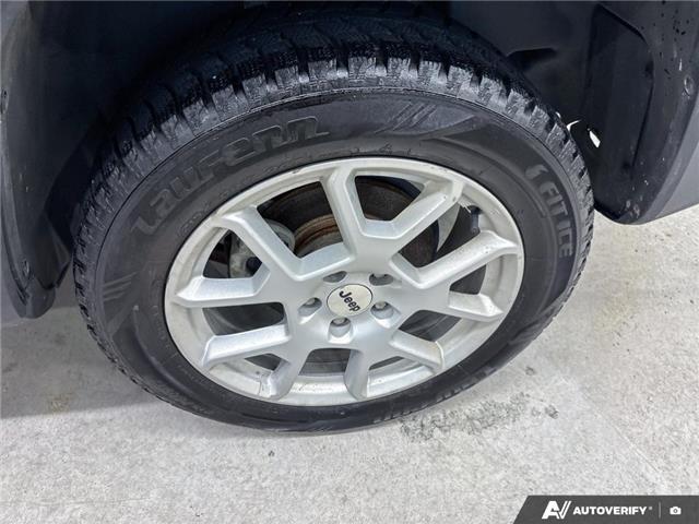 2023 Jeep Renegade North (Stk: 164542) in London - Image 6 of 26
