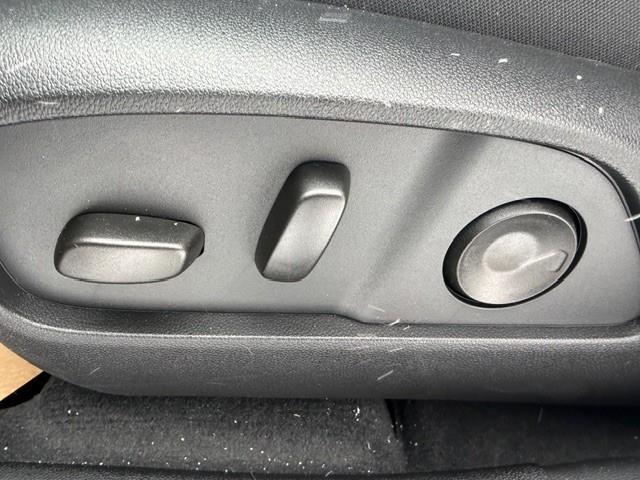 2026 GMC Terrain AT4 (Stk: 26168) in Melfort - Image 8 of 14