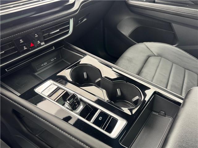 2024 Volkswagen Atlas Cross Sport 2.0 TSI Highline (Stk: 25T99A) in Port Alberni - Image 11 of 18