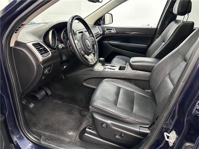 2013 Jeep Grand Cherokee Laredo (Stk: 20937) in Lethbridge - Image 7 of 19