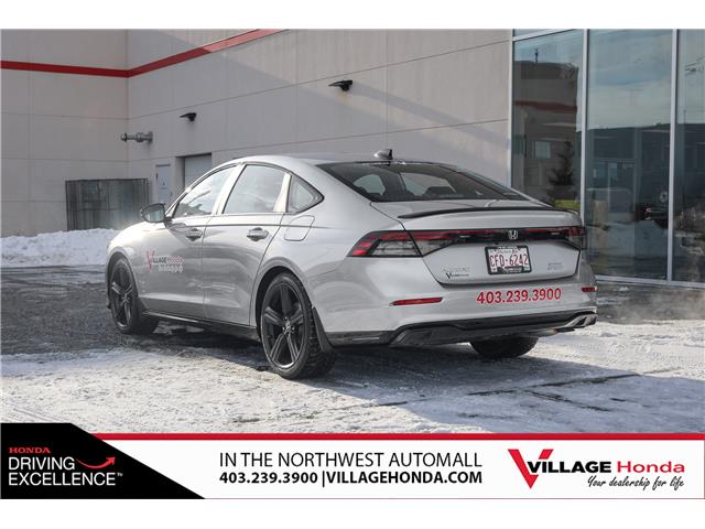 2025 Honda Accord Hybrid Sport-L (Stk: AQ1188) in Calgary - Image 7 of 32