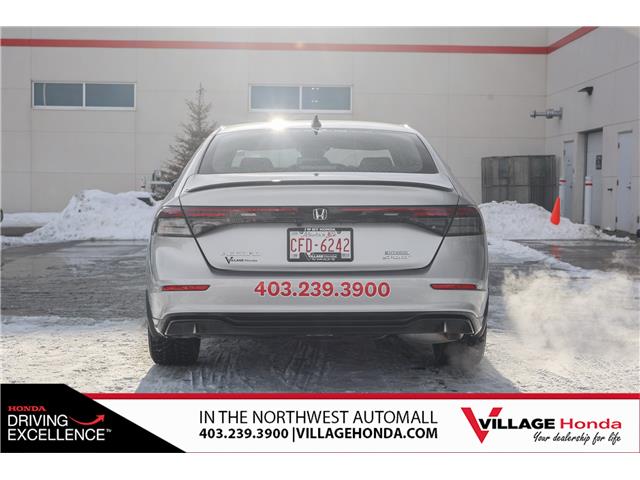 2025 Honda Accord Hybrid Sport-L (Stk: AQ1188) in Calgary - Image 8 of 32