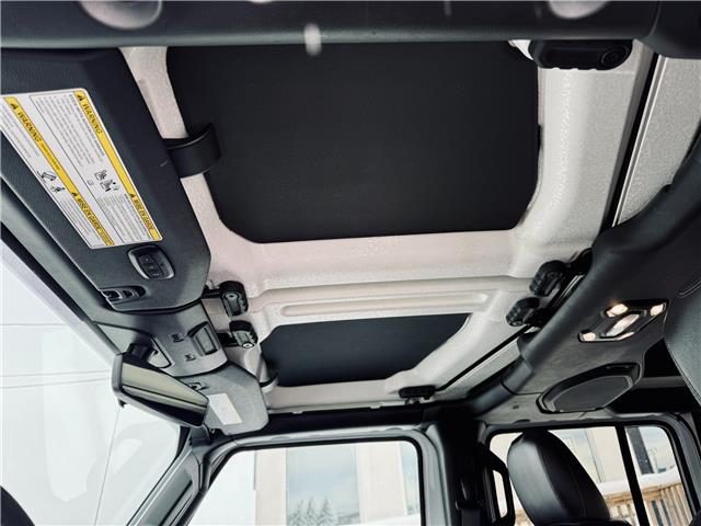 2023 Jeep Wrangler Sahara (Stk: 588575U) in PORT PERRY - Image 20 of 42