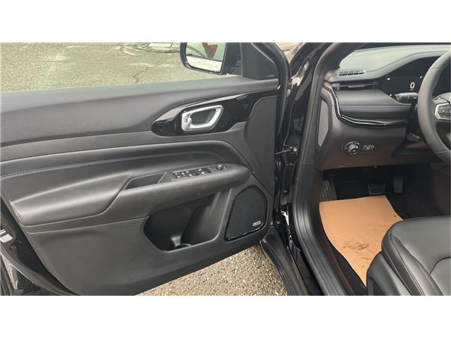 2026 Jeep Compass Limited (Stk: TT035) in Kamloops - Image 9 of 24