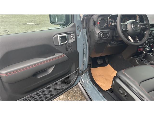 2026 Jeep Gladiator Rubicon (Stk: TT040) in Kamloops - Image 8 of 21