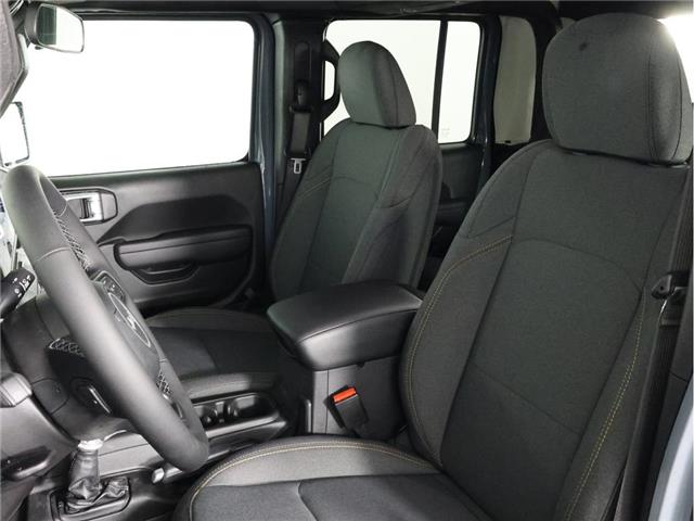 2026 Jeep Gladiator Sport S (Stk: 26J041) in Calgary - Image 12 of 17 2026 Jeep Gladiator Sport S (Stk: 26J041) in Calgary - Image 12 of 17