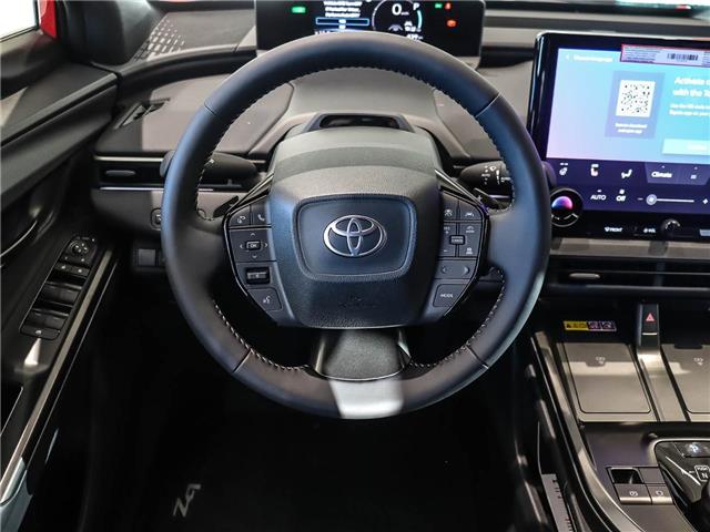 2026 Toyota bZ XLE (Stk: 260104) in Toronto - Image 10 of 25