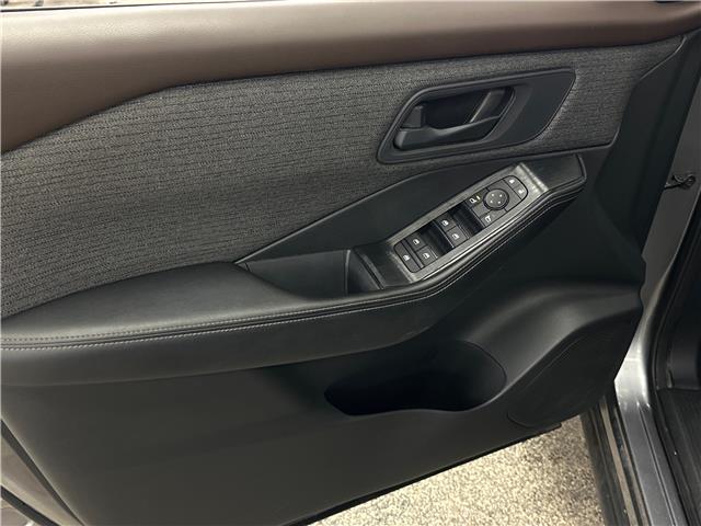 2022 Nissan Rogue S (Stk: 43243J) in Belleville - Image 13 of 24