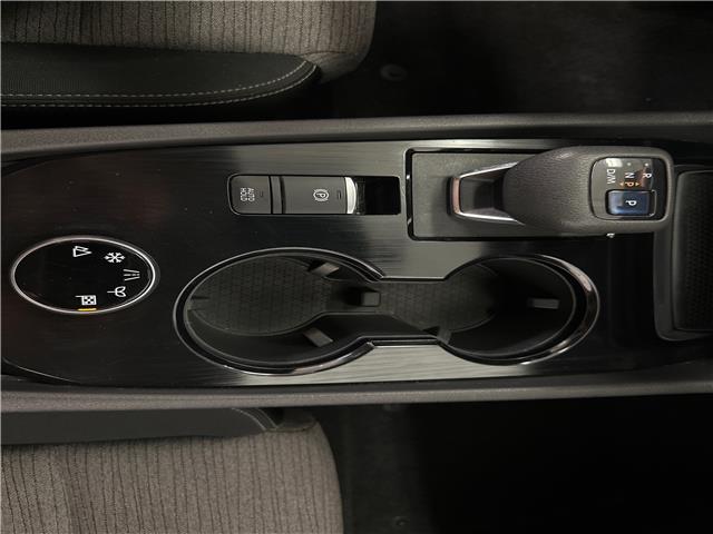 2022 Nissan Rogue S (Stk: 43243J) in Belleville - Image 17 of 24