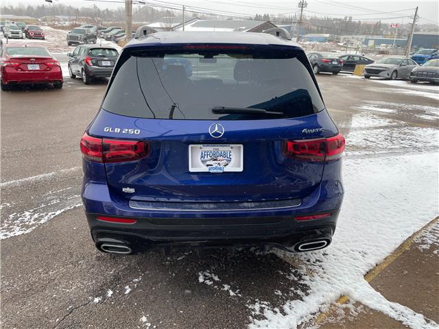 2020 Mercedes-Benz GLB 250 Base in Charlottetown - Image 8 of 17