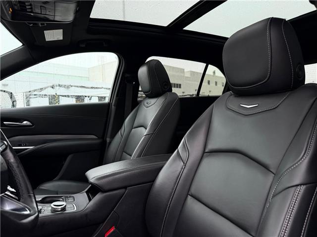 2024 Cadillac XT4 Premium Luxury (Stk: 260070A) in Calgary - Image 6 of 19