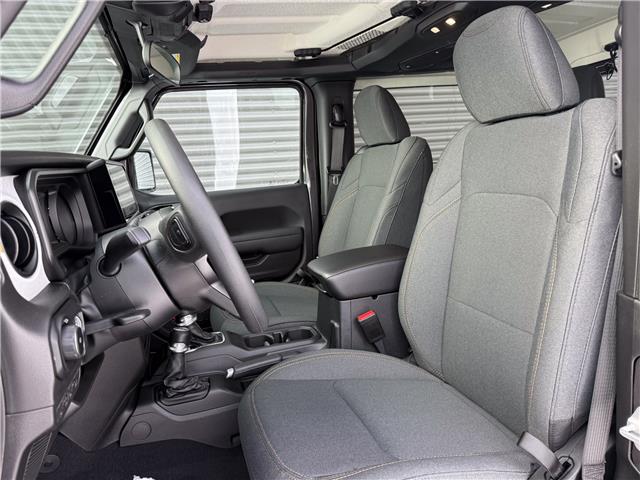 2026 Jeep Wrangler Sport (Stk: 26082) in London - Image 8 of 22