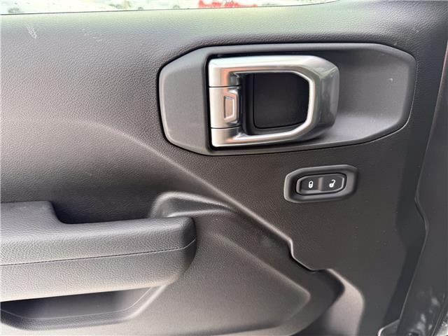 2026 Jeep Wrangler Sport (Stk: 26082) in London - Image 19 of 22