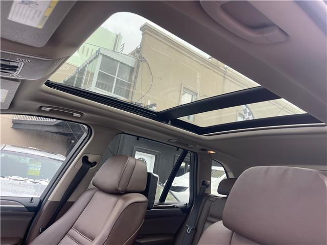 2010 BMW X5 xDrive48i (Stk: B310820) in Scarborough - Image 16 of 28