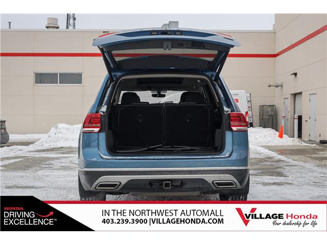 2019 Volkswagen Atlas 3.6 FSI Highline (Stk: B8994) in Calgary - Image 9 of 32