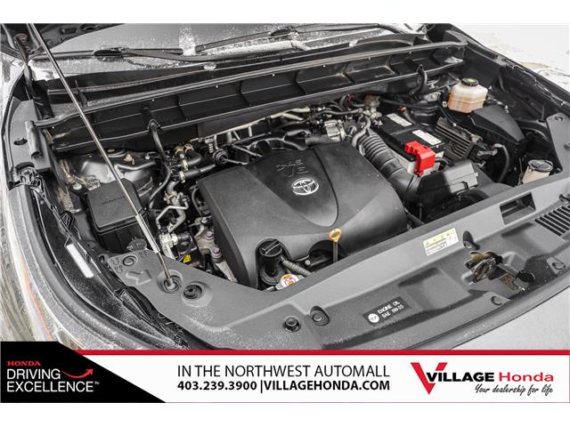 2022 Toyota Highlander Limited (Stk: B8995) in Calgary - Image 4 of 33 2022 Toyota Highlander Limited (Stk: B8995) in Calgary - Image 4 of 33