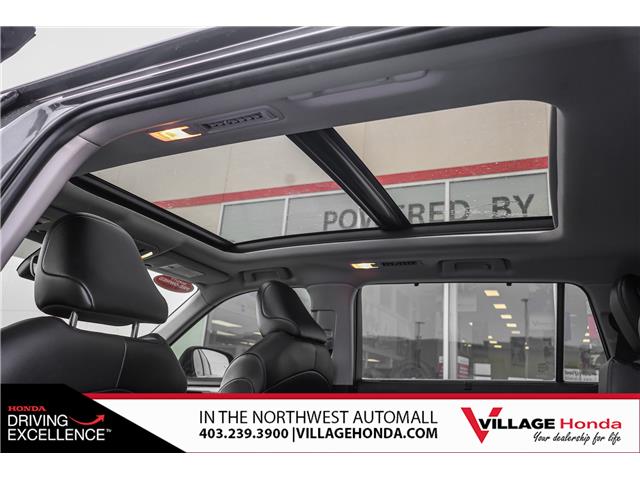 2022 Toyota Highlander Limited (Stk: B8995) in Calgary - Image 30 of 33 2022 Toyota Highlander Limited (Stk: B8995) in Calgary - Image 30 of 33