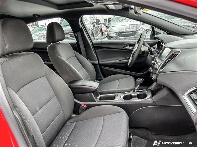 2018 Chevrolet Cruze LT Auto (Stk: KT-044A) in Okotoks - Image 15 of 18