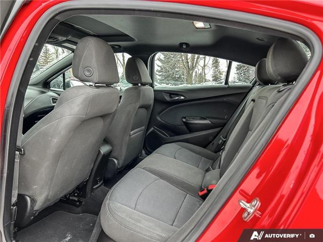 2018 Chevrolet Cruze LT Auto (Stk: KT-044A) in Okotoks - Image 16 of 18