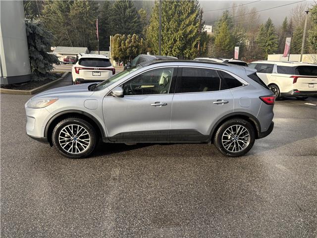 2022 Ford Escape PHEV Titanium (Stk: 48585) in Castlegar - Image 4 of 17