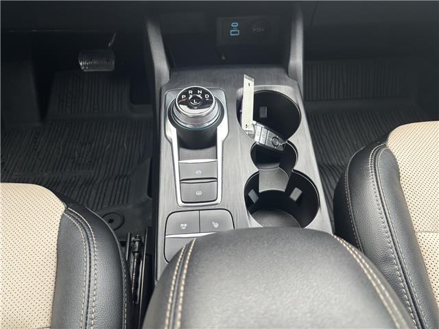 2022 Ford Escape PHEV Titanium (Stk: 48585) in Castlegar - Image 14 of 17