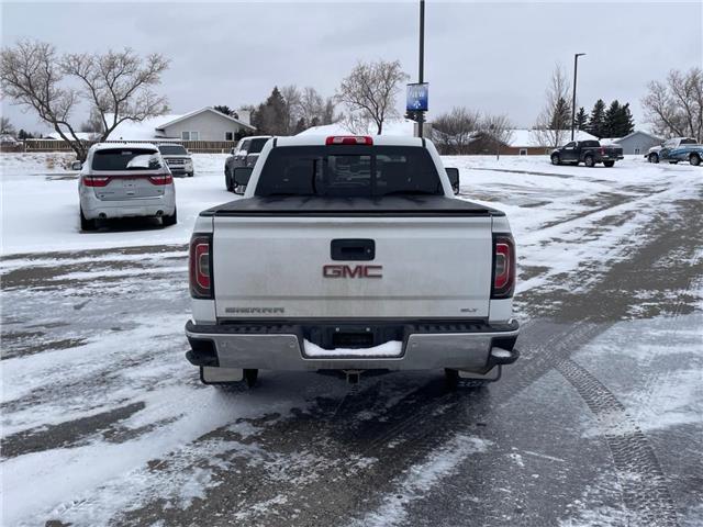 2017 GMC Sierra 1500 SLT (Stk: 30418) in Fort Macleod - Image 4 of 6